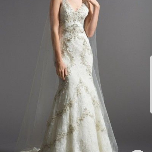 ✨HP✨Watters Paola lace and beaded wedding dress in ivory - Picture 4 of 15